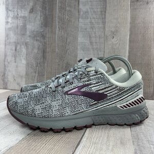 Brooks Adrenaline 19 Women's Size 9 Running Shoes Athletic Sneakers Gray Maroon